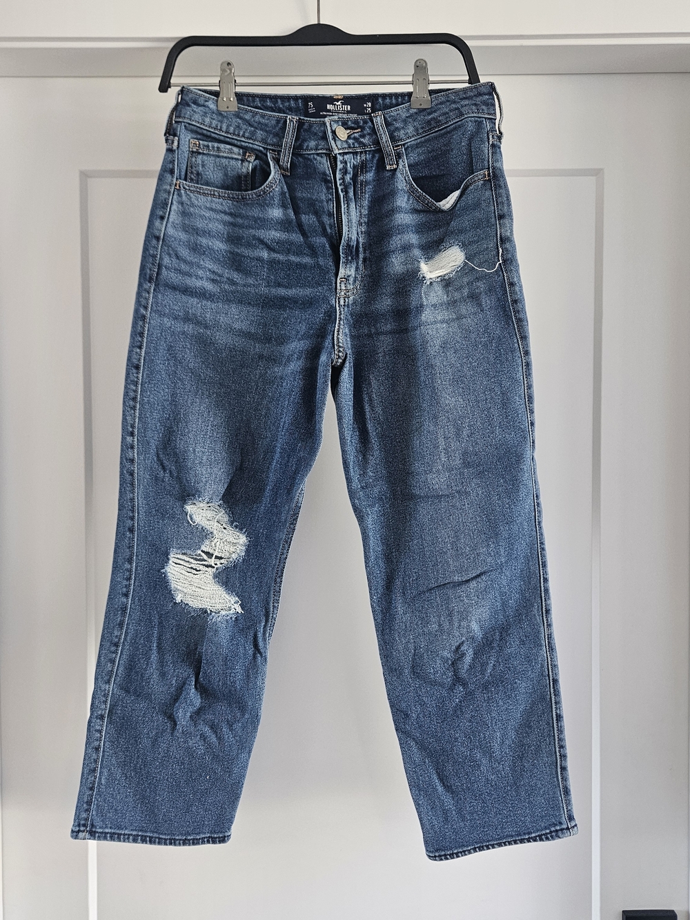 Hollister Light Blue Ultra High-Rise Vintage Straight Jeans Distressed 28×25